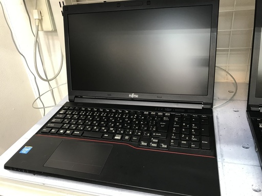 FUJITSU ノートパソコン　LIFE BOOK A553/HX　 FMVA0600KP
