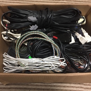[ジャンク]　ジャンクケーブル　１箱（色々詰合せ）