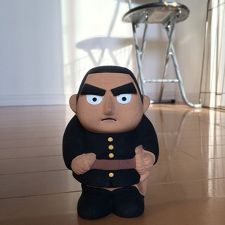 可愛らしいこぶし大の大きさです。