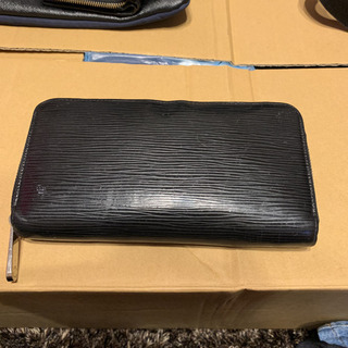 ルイヴィトン エピ 長財布