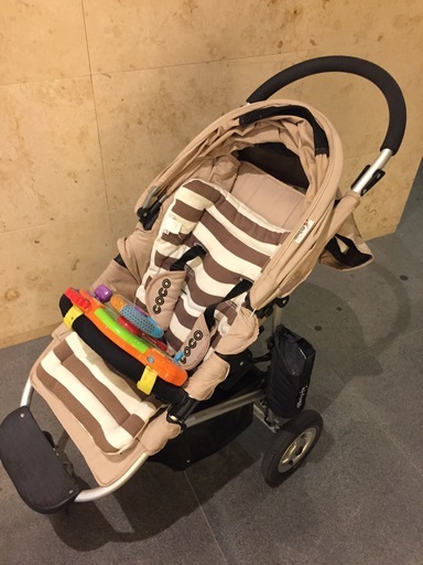 べビーカー　エアバギー　AIRBUGGY　サンシェード、レインカバー付き