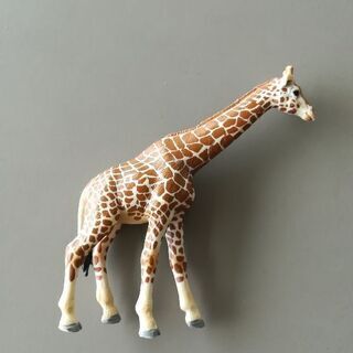 schleich シュライヒ　動物フィギュア　キリン　