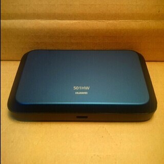［取引中］【最終値下】モバイルルーター　SOFTBANK Pocket WiFi 501HWの画像