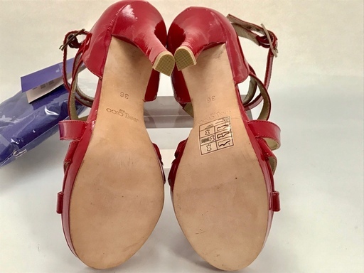 ★美品★　【ジミーチュウ JIMMY CHOO】 靴 パンプス エナメル