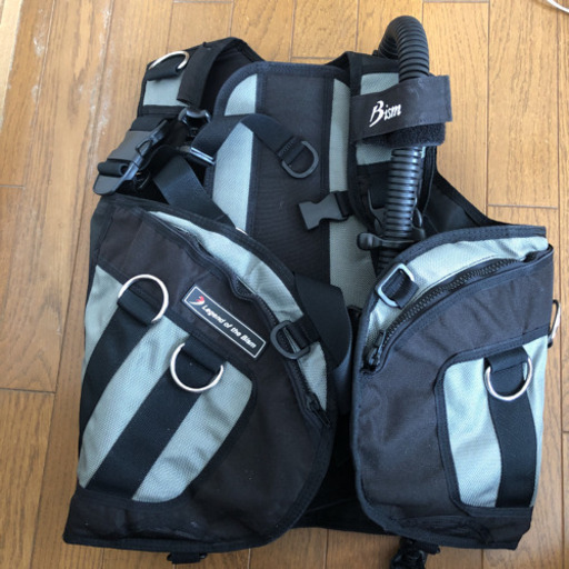 値下げしました！Bism  ビーイズム★ ダイビング BCD★
