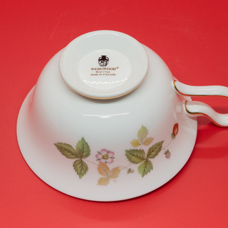 【美品】ウェッジウッド　ワイルドストロベリー　カップ＆ソーサー（ペア）の画像