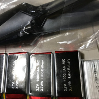 超お得！ドローン HITEC/HW903レーサー（新品）とDROCON X708W（中古）の画像