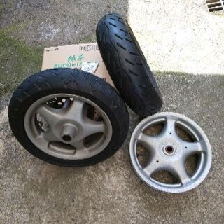 マジェスティ125　タイヤ＆ホイール