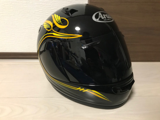 新品 未使用 アライ ヘルメット フルフェイス クァンタム  ピンストライプ