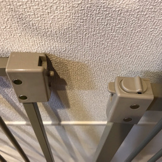 【ペットゲート / ベビーゲート】ペッツデポ オリジナル ガーディ1100 ベージュ (茶) 脱走防止柵の画像