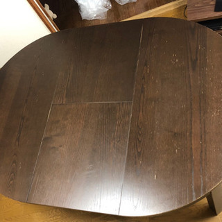 のびるテーブル！椅子も4脚つけます！！