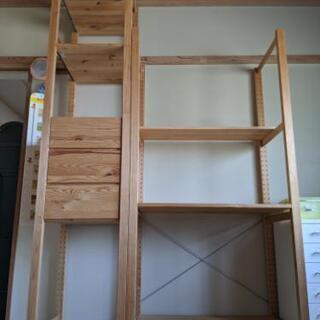 【お値下げします】IKEAの幅広収納棚（机として使用可）写真右側
