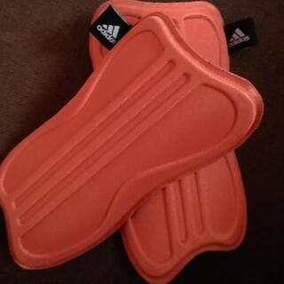 アディダス⚽adidas⚽レガース⚽未使用⚽すね当て、シンガード🌟の画像