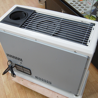 サンポット 煙突式 石油ストーブ KSH-709KC 2012年製 木造18畳 