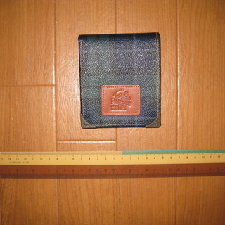 バッグと財布の画像