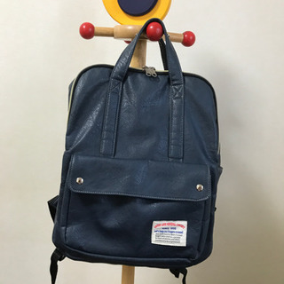 紺色のリュックサック