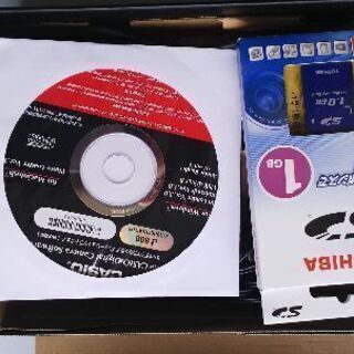 CASIO デジタルカメラ EXILIM EX-Z1000 シルバーの画像