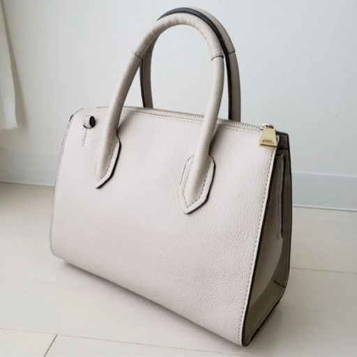 美品【フルラ】