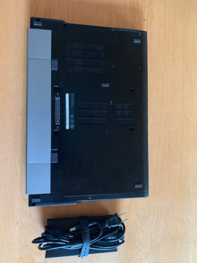 （お取引中）評価「良い」100件目前企画値下げお得。新品SSD240G/メモリー８G/CPUi7搭載！ハイスペック超お得！ Dell 