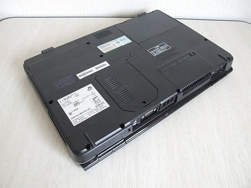 高速SSD240GB搭載　Fujitsu FMV-BIBLO NF/D75 ノートパソコン　2