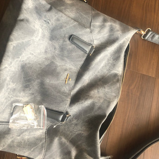 V I VA   YOU   バック　ショルダー　値下げしました...