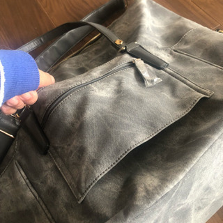 V I VA   YOU   バック　ショルダー　値下げしましたキャリーオンバックの画像