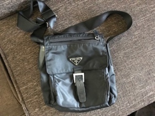 正規店購入 【プラダ】ショルダーバッグ ブラック