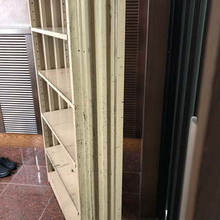 スチール本棚の画像
