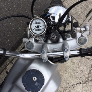 YAMAHA TW 200 customの画像