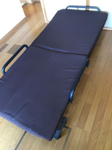 便利！折りたたみベッド