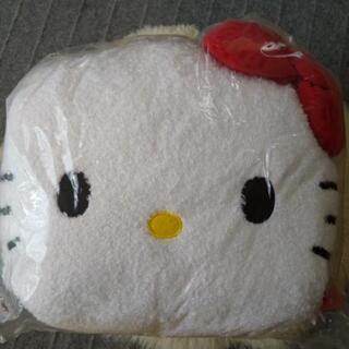 キティちゃんクッション