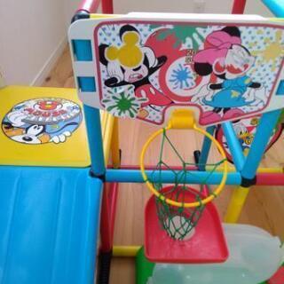 ミッキーマウス滑り台ジャングルジムの画像