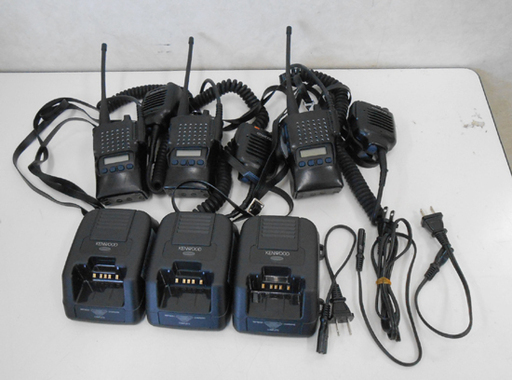 ジャンク KENWOOD/ケンウッド トランシーバー TCP-233WCT 3台セット 充電器 KSC-27R ☆ PayPay(ペイペイ)決済可能 ☆ 札幌市 清田区 平岡