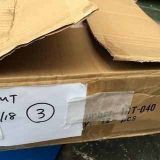 ピンクのバラ　陶器付き　12個入り！　オフィスに置くとかわいいよ　の画像
