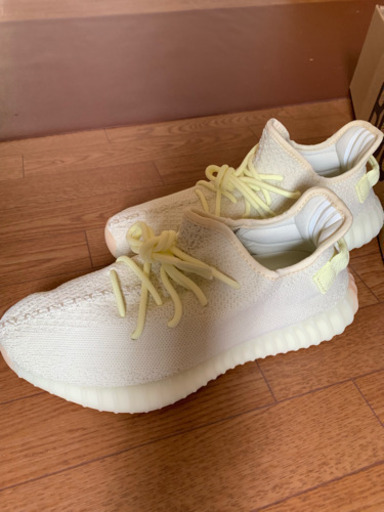 靴 adidas yeezy