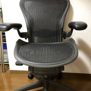 ハーマンミラー アーロンチェア Aサイズ