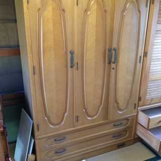 洋タンス 巾約120㎝×58㎝×180㎝ 収納棚 姿見 鍵付き ...