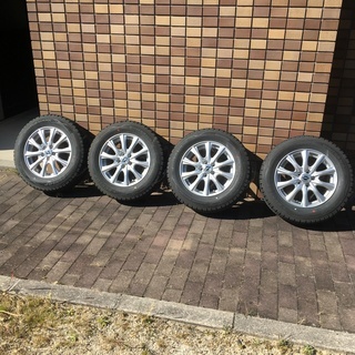 DUNLOPスタッドレスタイヤとAXELホイール4本セット　195/65R15