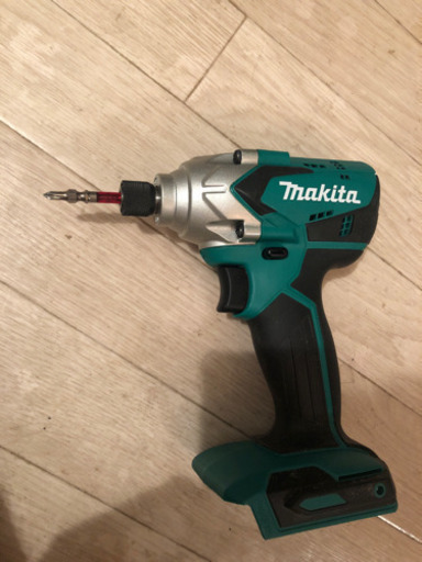 インパクトドライバー 電動ドリル makita マキタ