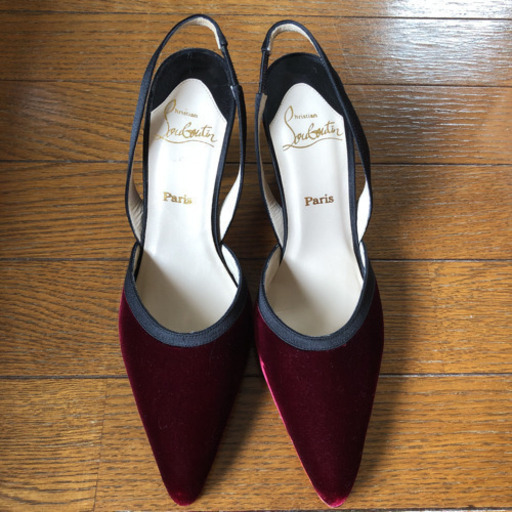 クリスチャン・ルブタン　パンプス