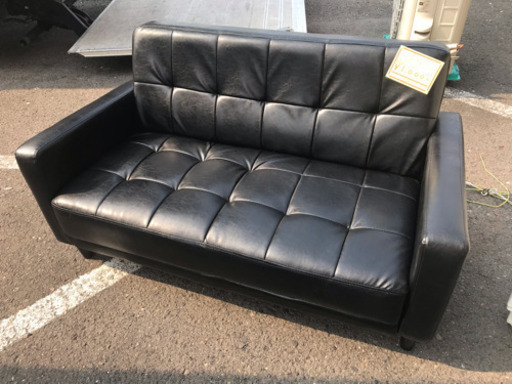 超特価！黒の二人掛けソファ