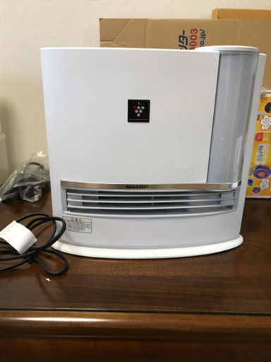 SHARP加湿セラミックファンヒーター HX -G120−W