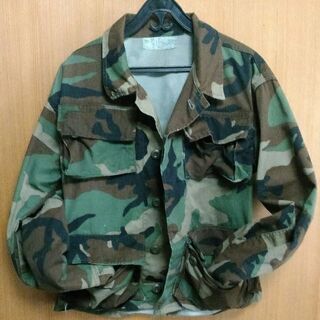 迷彩 ミリタリージャケット 