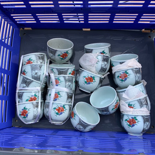 湯飲み茶わん20個 差し上げます（取りに来られる方限定）