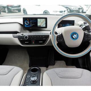 ☆ＢＭＷi３レンジエクステンダー装着車☆ホワイトⅡで奇麗です☆の画像