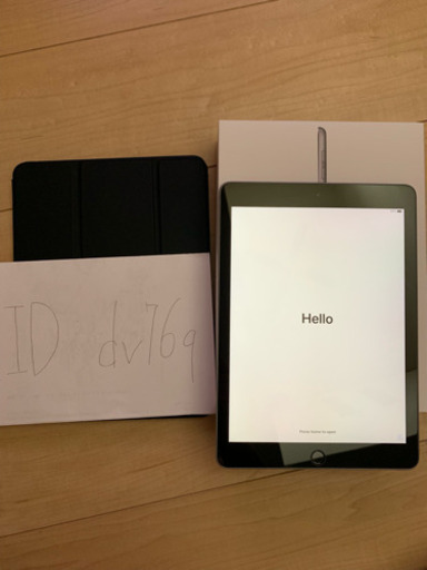 【現行品☆美品】iPad9.7 128GB 第6世代 ガラスフィルム·カバー付