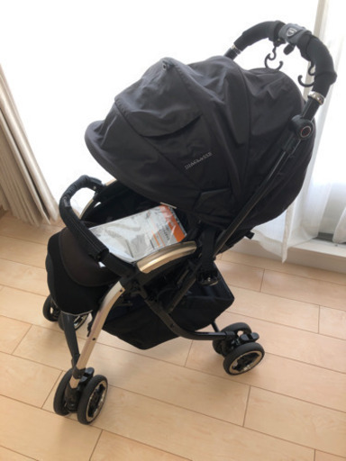 ベビーカー（Combi）コンビ