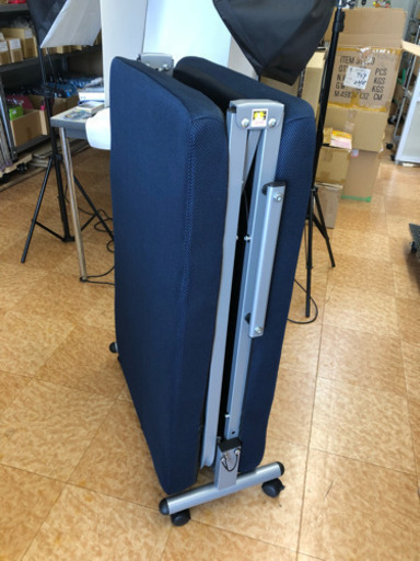折りたたみベッド 新品同様