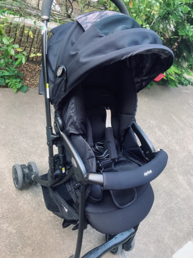 アップリカ ラクーナ カモブラック