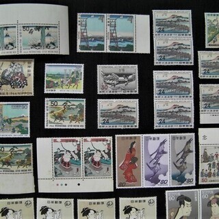 【未使用】◎お宝発見！人気のシリーズ切手・浮世絵・東海道五十三次・月に雁・見返り美人・切手趣味週刊・美人画★43枚オマケ額面合計1745円12銭の画像